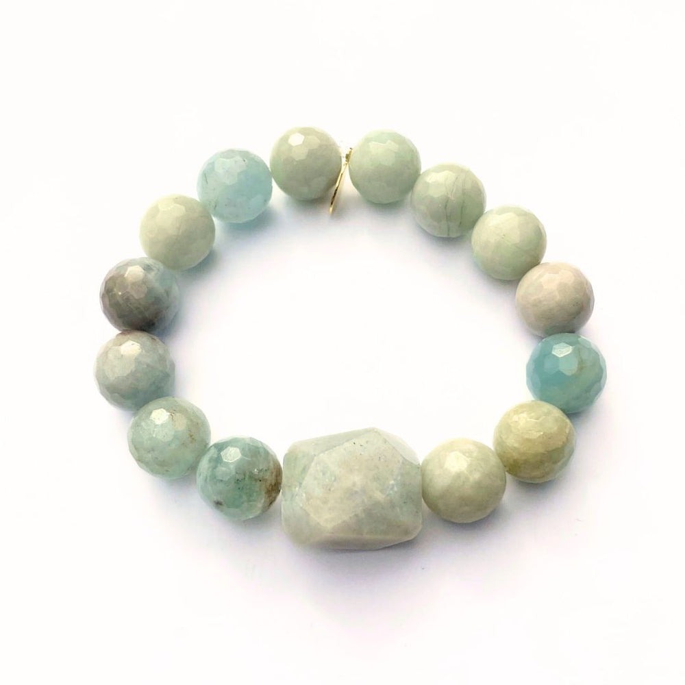 Honolulu Aquamarine Bracelet | Faceted with an Aquamarine Center