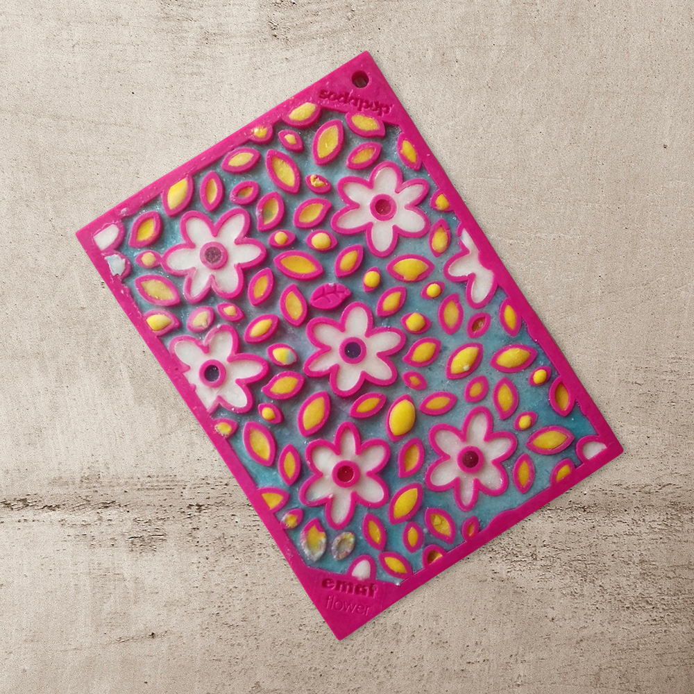 
                  
                    Load image into Gallery viewer, Small Pink Flower Power &amp;amp; Small Yellow Honeycomb eMat Lick Mat Bundle
                  
                
