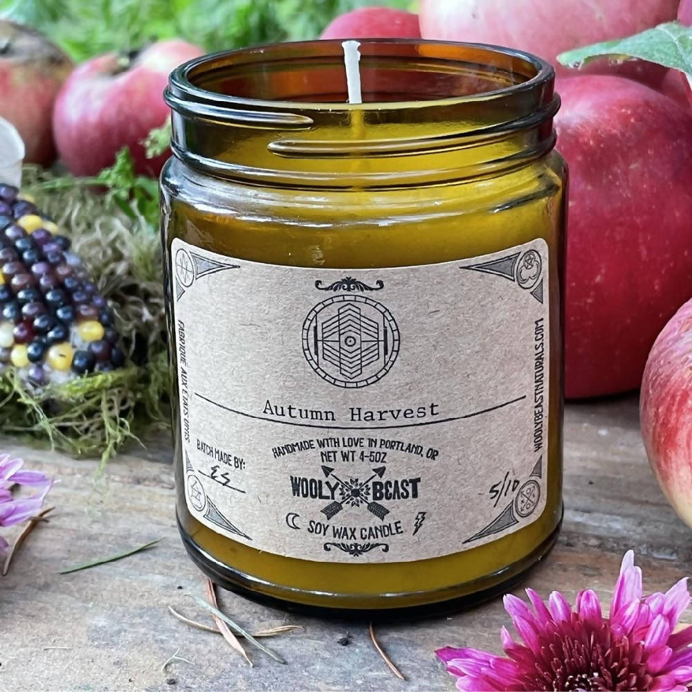 
                  
                    Load image into Gallery viewer, Apple Cinnamon Soy Candle  &amp;#39;Autumn Harvest&amp;#39;
                  
                