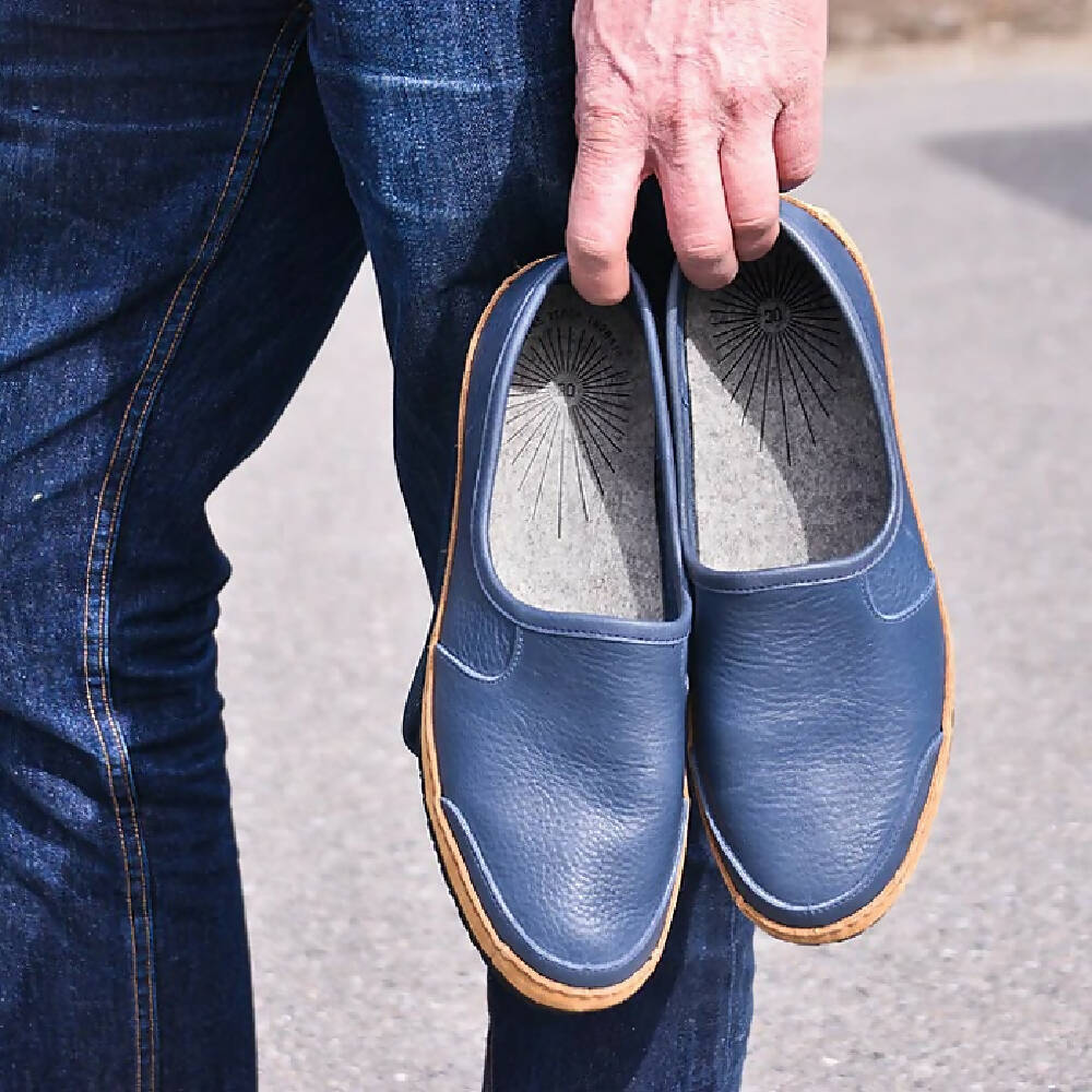
                  
                    Load image into Gallery viewer, Vermont House Shoes: Loafer - Cobalt
                  
                