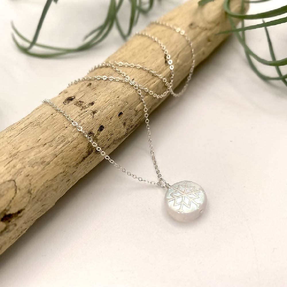 
                  
                    Load image into Gallery viewer, Snowflake Necklace
                  
                