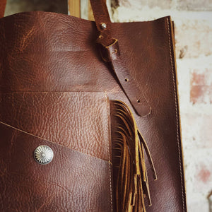 
                  
                    Load image into Gallery viewer, Wander Large Leather Tote Bag
                  
                