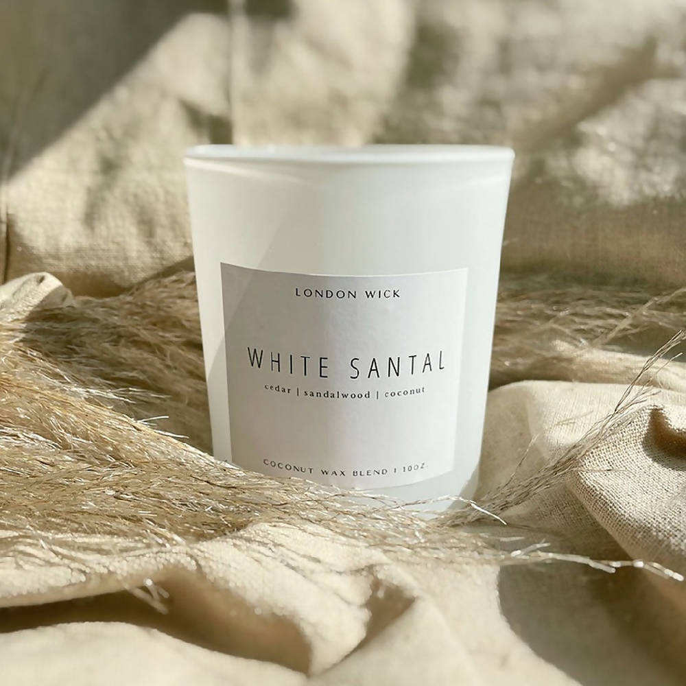 WHITE SANTAL CANDLE