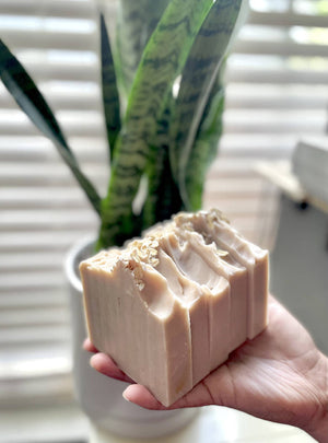 
                  
                    Load image into Gallery viewer, Oatmeal Milk and Honey Soap
                  
                