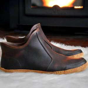 
                  
                    Load image into Gallery viewer, Vermont House Shoes: Hi-Top - Chocolate
                  
                