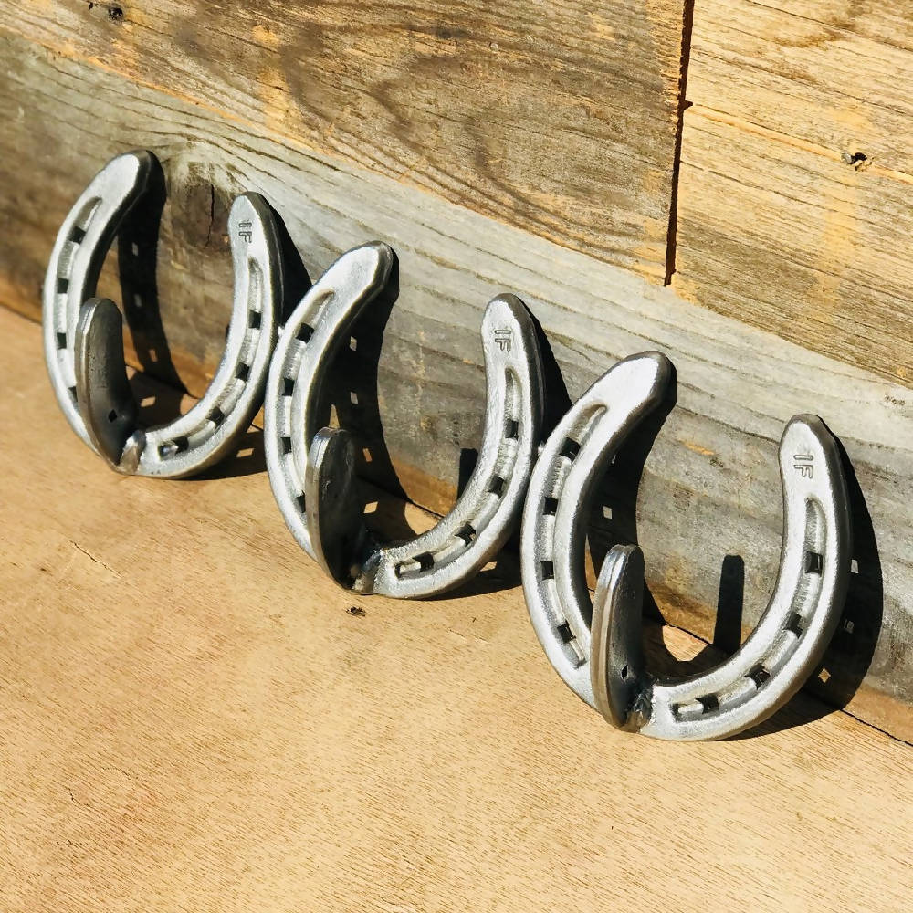 
                  
                    Load image into Gallery viewer, Rustic Horseshoe Three Mug Holder- The Heritage Forge
                  
                