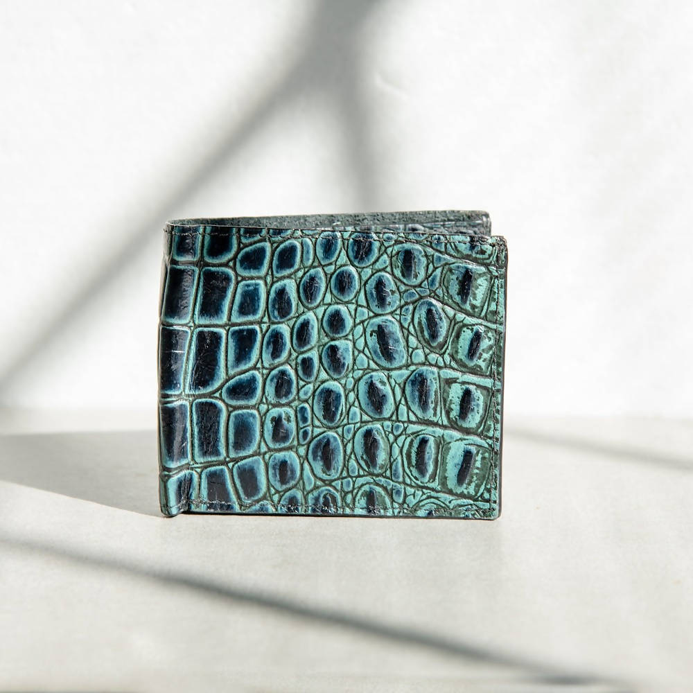 
                  
                    Load image into Gallery viewer, Handcrafted Leather Wallet - Ocean Blue
                  
                