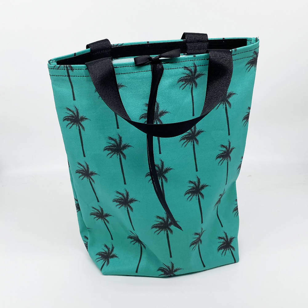 
                  
                    Load image into Gallery viewer, Palm Tree Reusable Cloth Gift Bags - Set of 5
                  
                