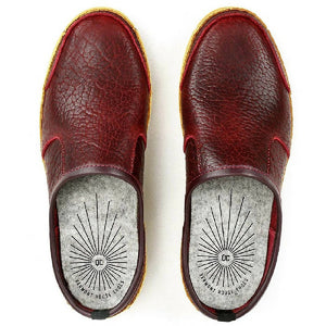 
                  
                    Load image into Gallery viewer, Vermont House Shoes: Mule - Chili
                  
                