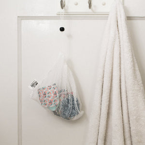 
                  
                    Load image into Gallery viewer, MESH LAUNDRY BAG &amp;amp; FACIAL ROUNDS SET
                  
                