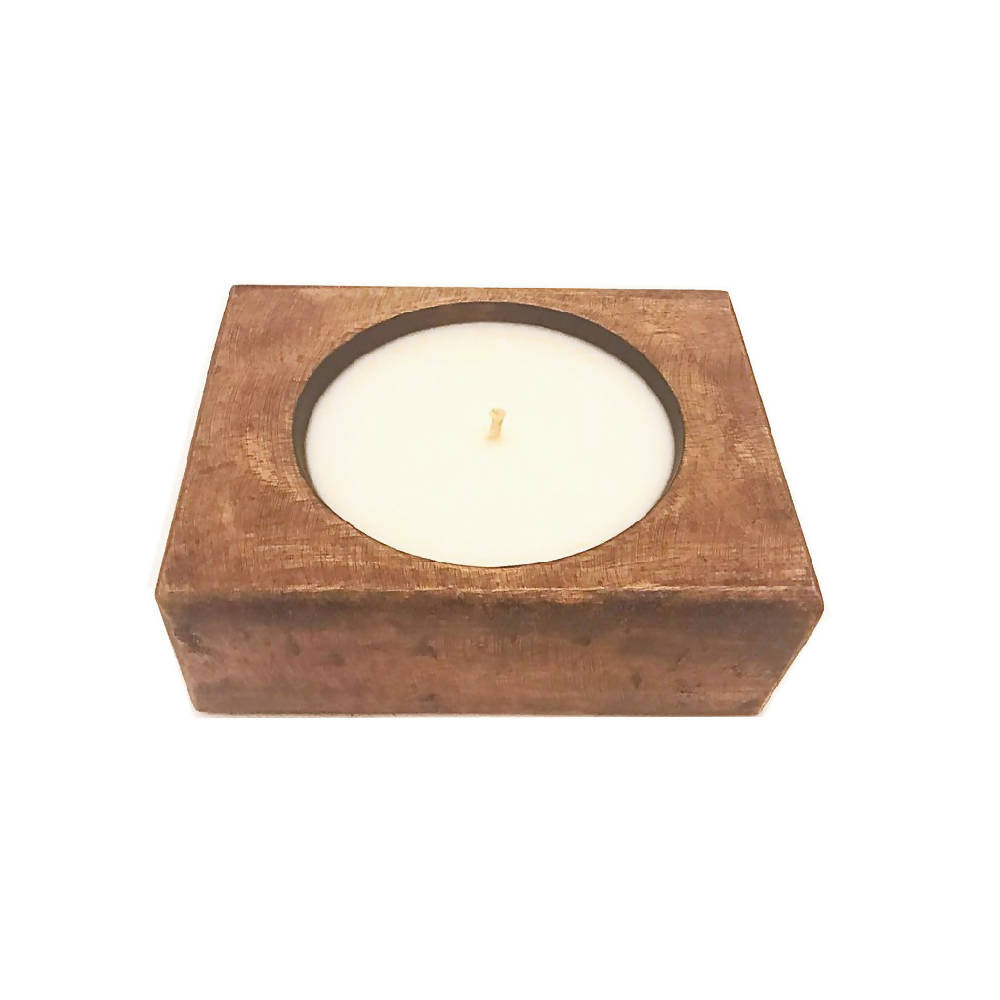 
                  
                    Load image into Gallery viewer, 1 Hole Cheese Mold Candle
                  
                