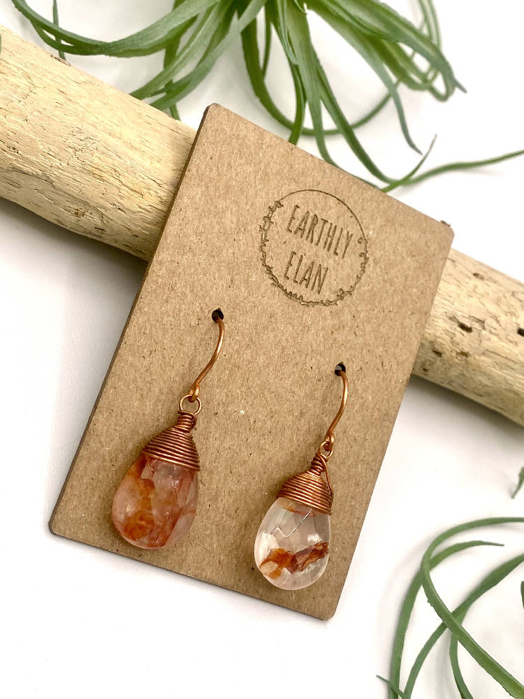 
                  
                    Load image into Gallery viewer, Red Quartz Briolette Earrings
                  
                
