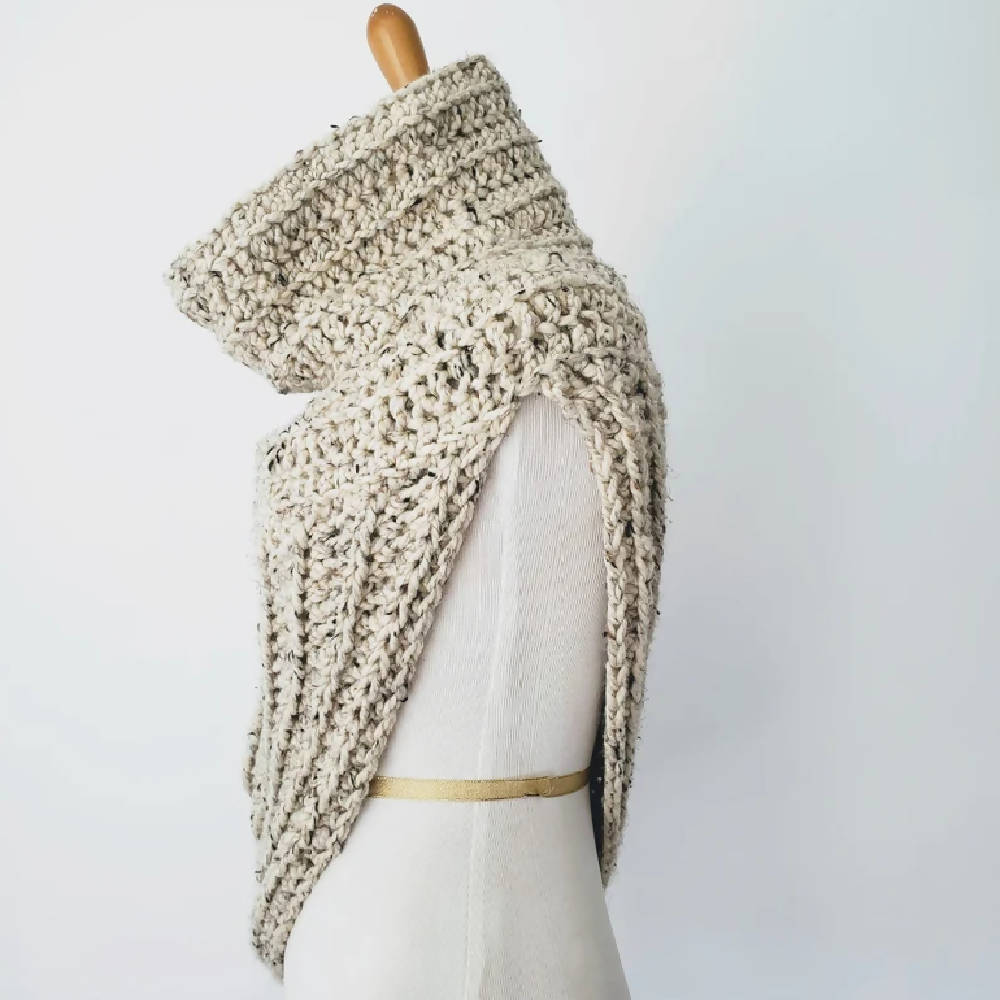 
                  
                    Load image into Gallery viewer, Crochet Katniss Cowl, Crossbody Cowl
                  
                