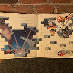 
                  
                    Load image into Gallery viewer, Pink Floyd - The Wall
                  
                