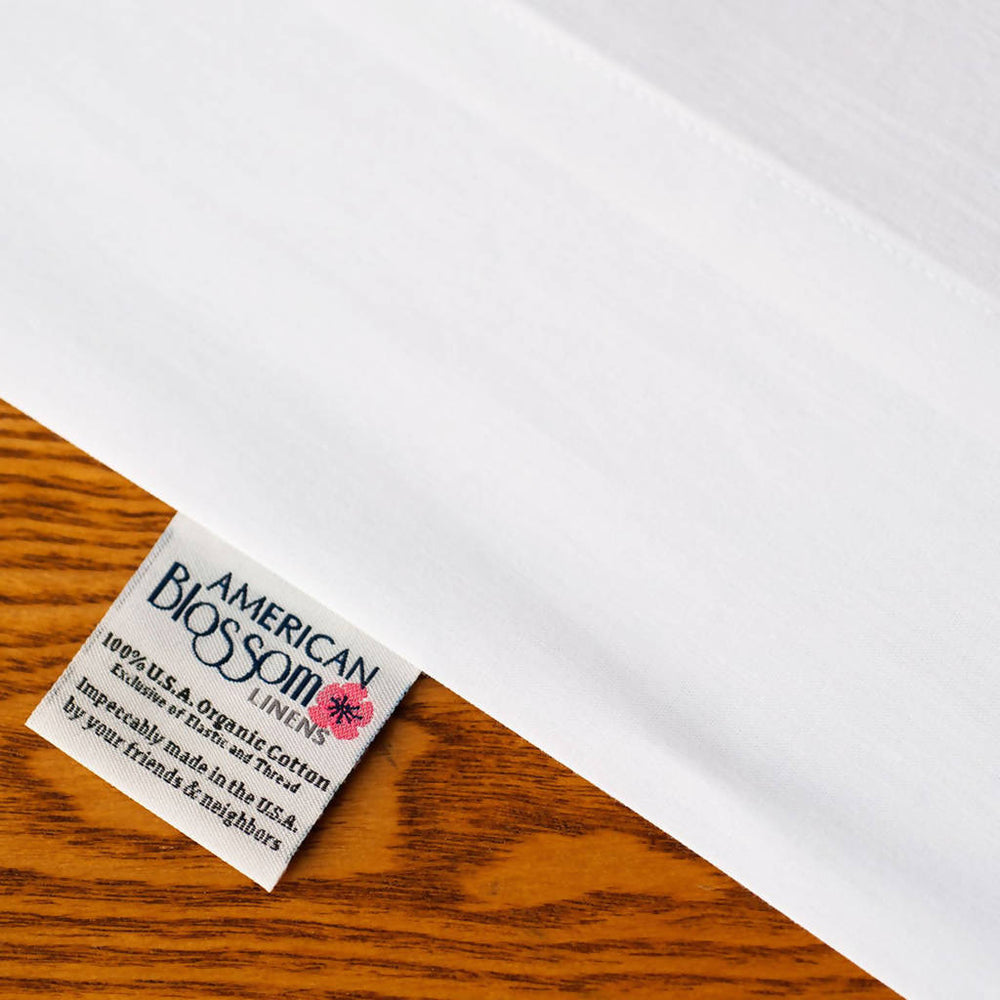 
                  
                    Load image into Gallery viewer, American Made Organic Cotton Sheets - 4 sizes - White
                  
                