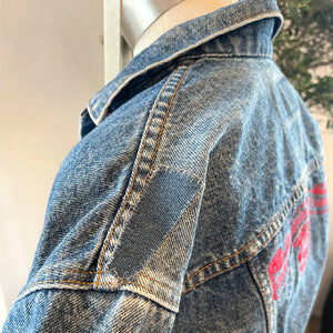 
                  
                    Load image into Gallery viewer, Levi&amp;#39;s Denim Jacket
                  
                