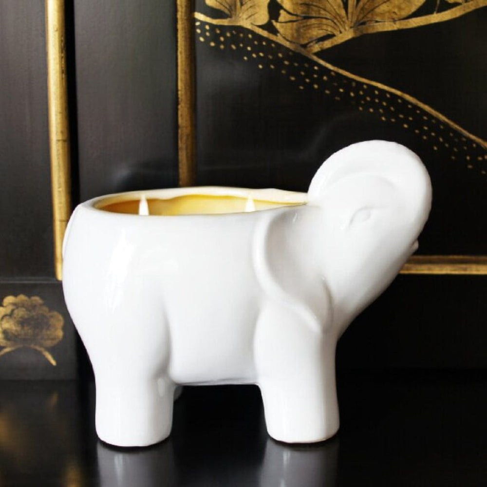 
                  
                    Load image into Gallery viewer, white-ceramic-elephant-candle-with-soy-wax-cotton-wicks-and-essential-oils
                  
                