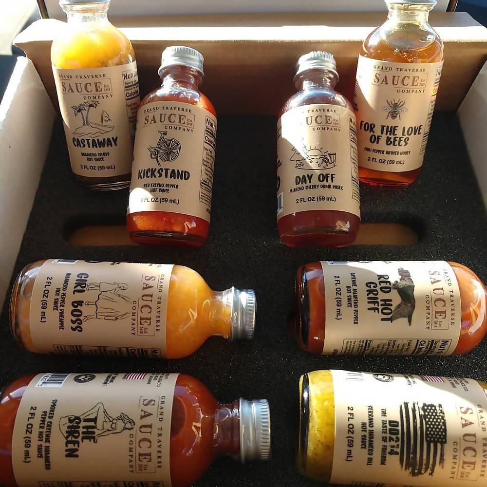 
                  
                    Load image into Gallery viewer, 2oz Sauces - Gift Box (8 Bottles)
                  
                